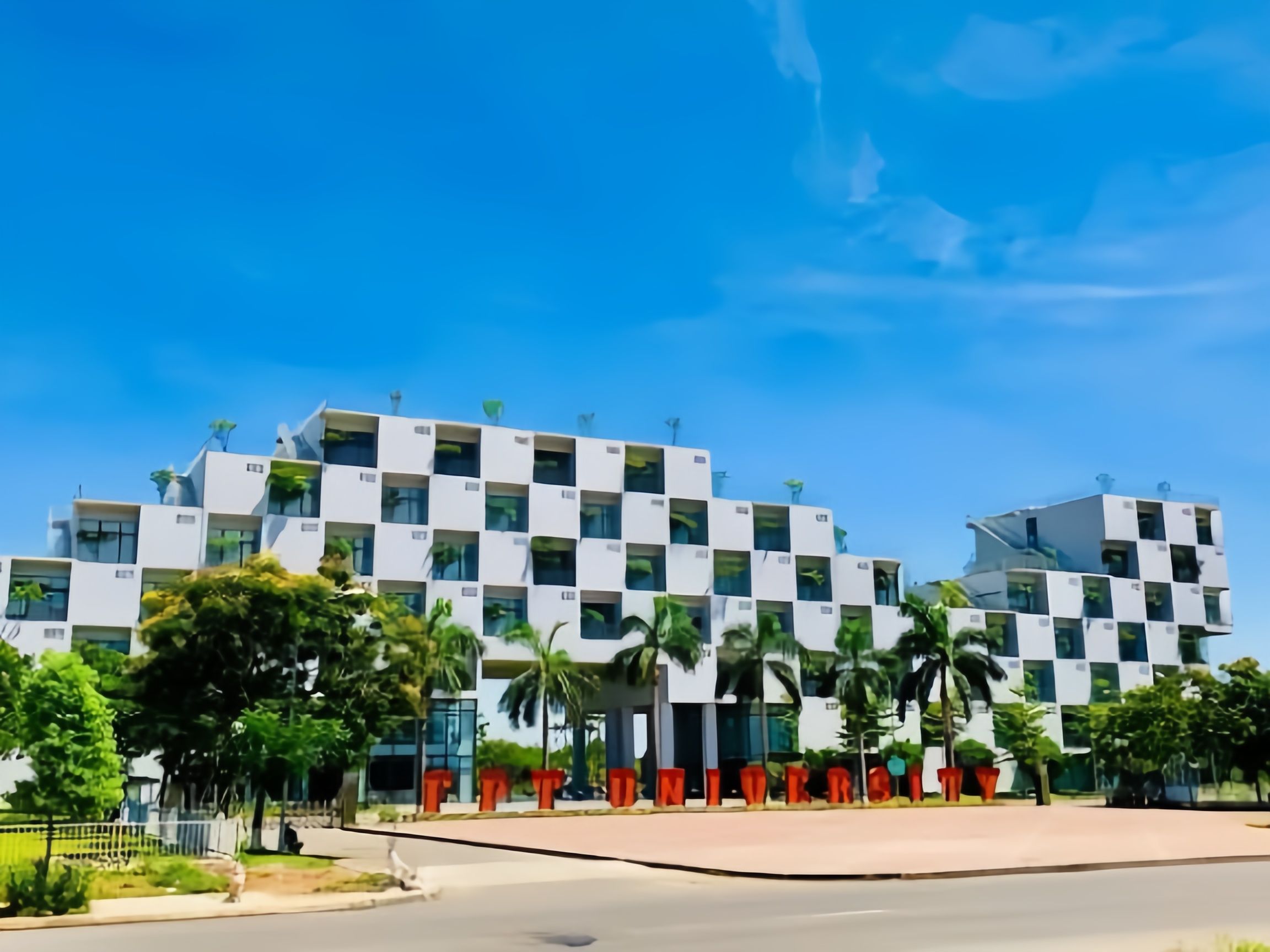 Hoà Lạc có những trường đại học nào? 2 Đại học FPT